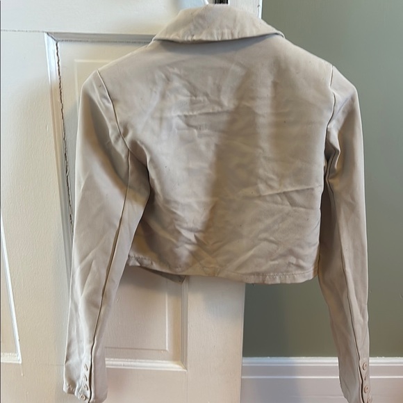 Princess Polly cropped blazer - Picture 3 of 3